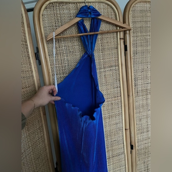 L'Idée Soiree Sleeveless Pleated Gown - Picture 10 of 11